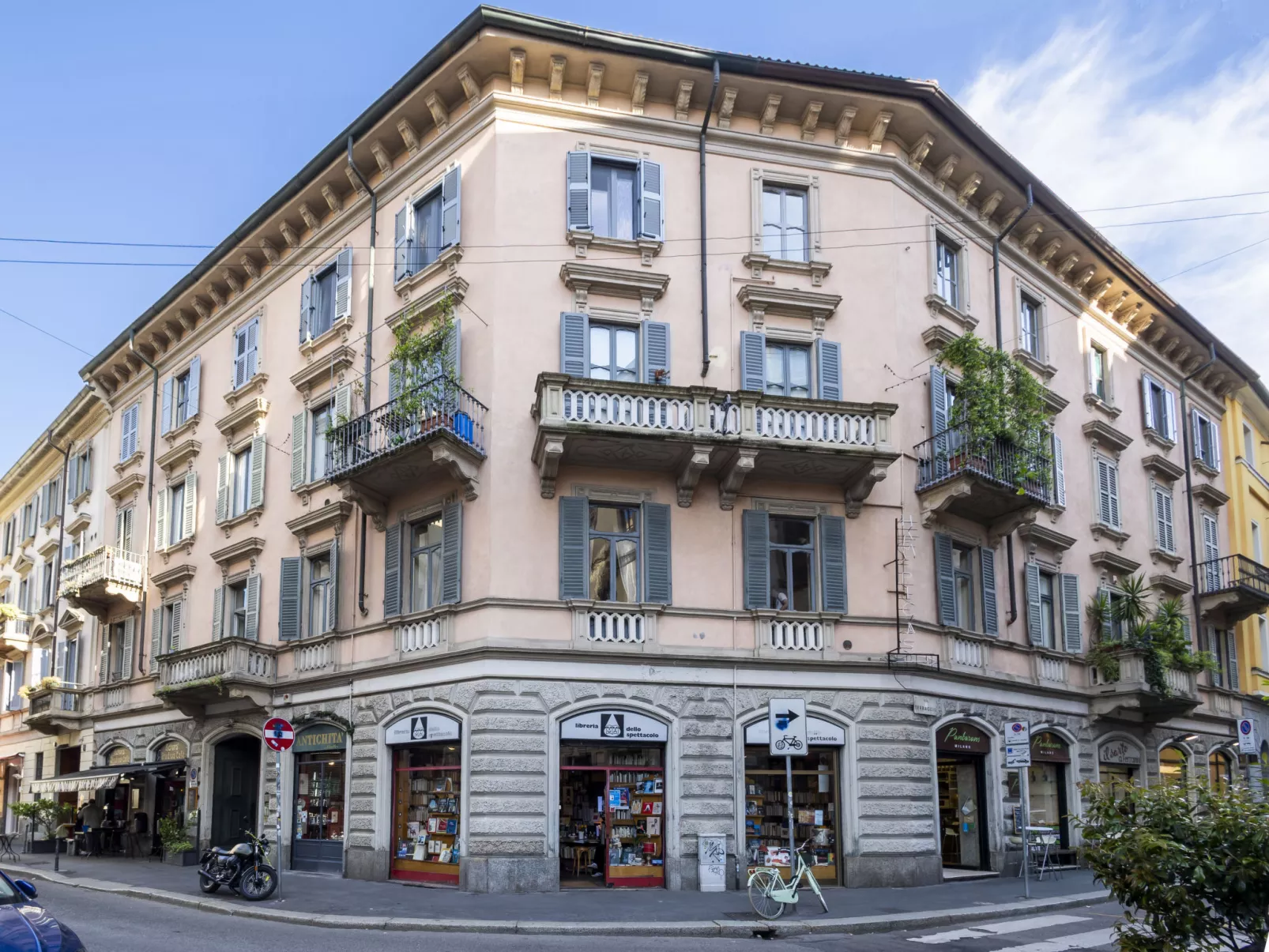 Terraggio Mansard-Buiten