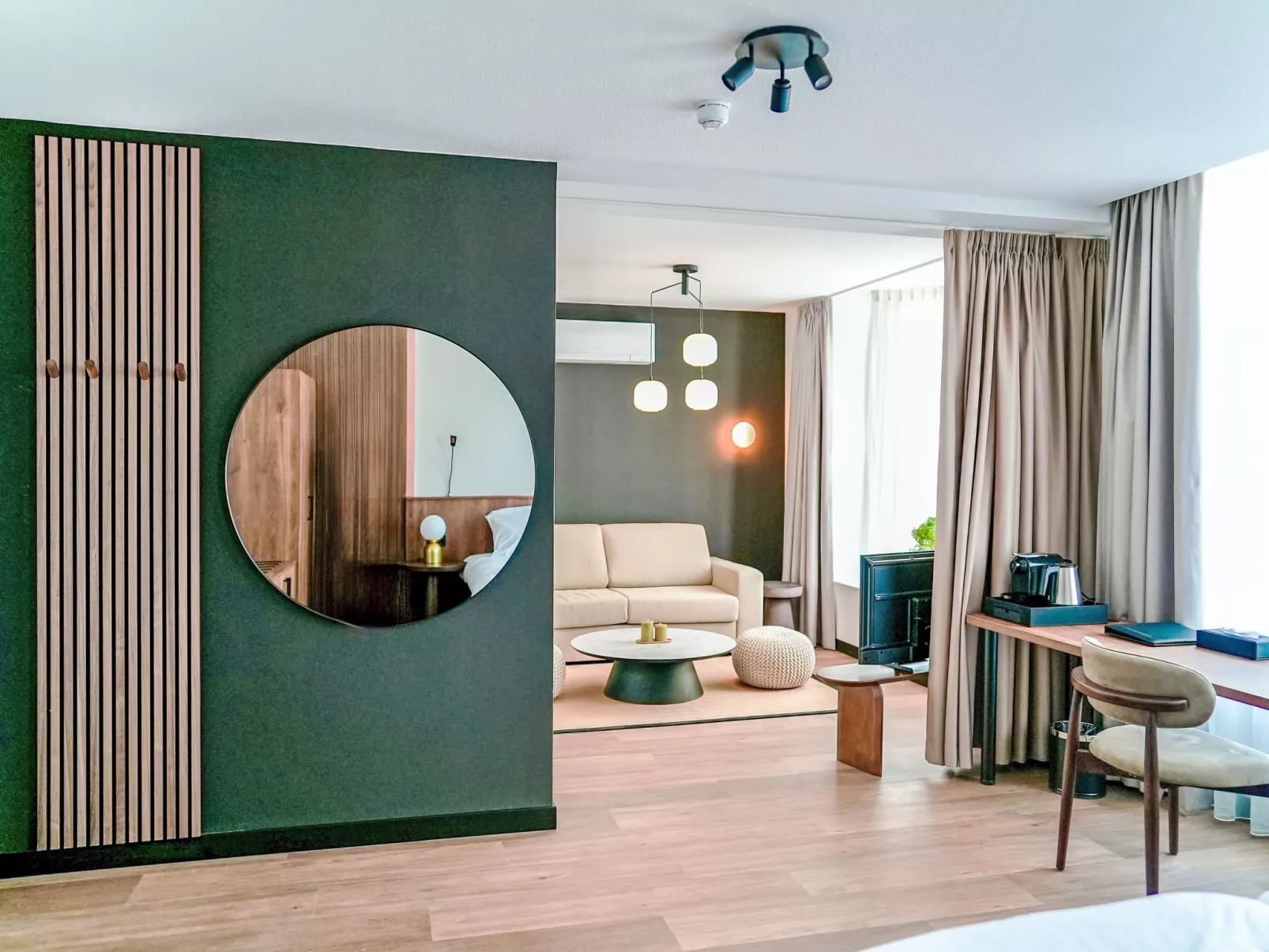 Zen Kitchen & Boutique Hotel-Binnen