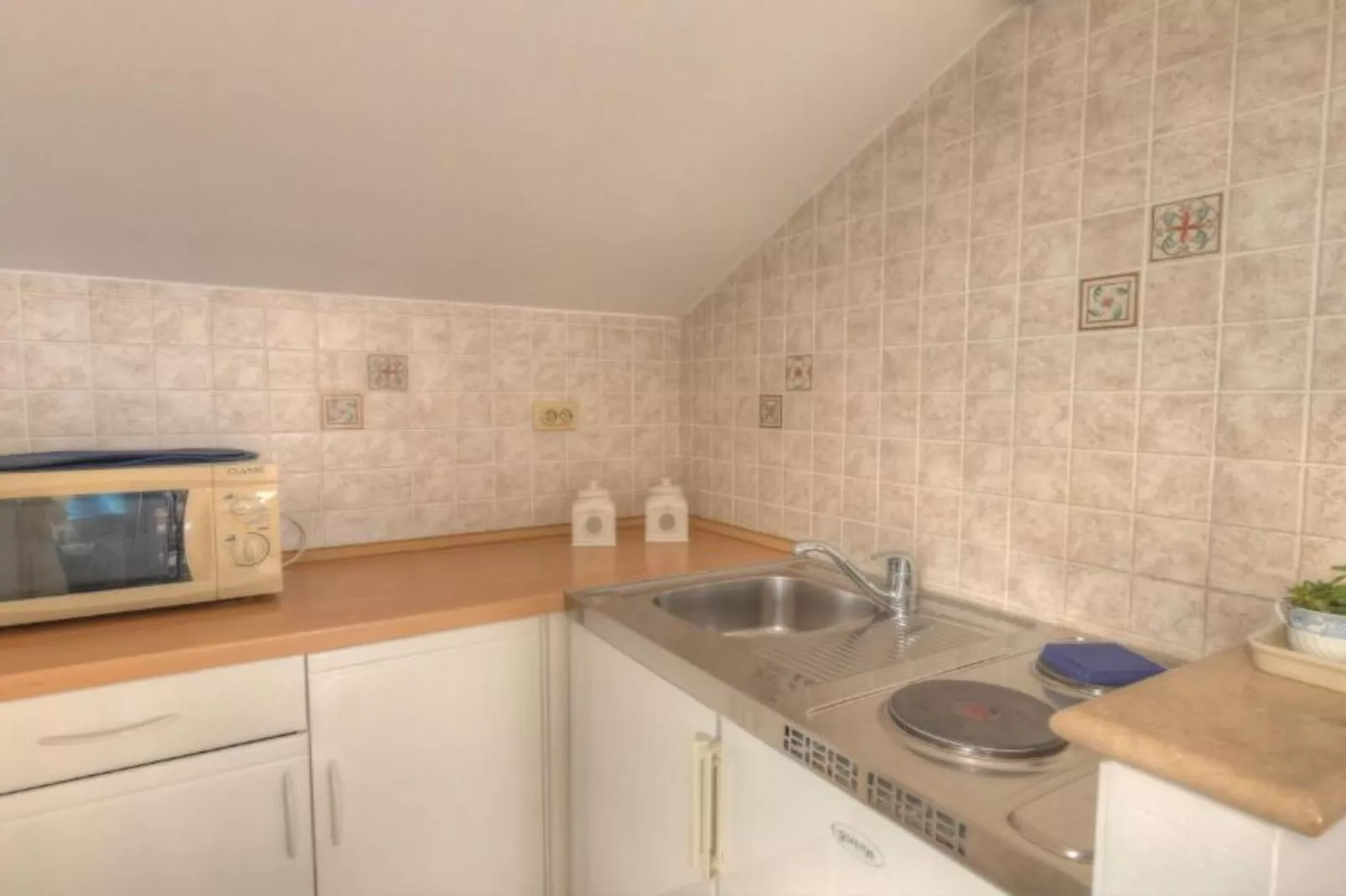 Villa Mediterranea - One Bedroom Apartment with Sea View-Keuken