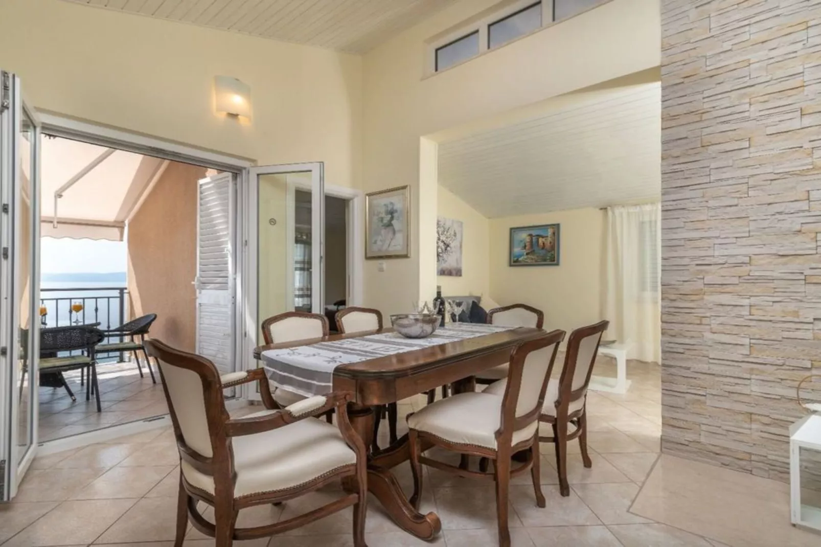 Apartment Villa Daniela - Three Bedroom Apartment with Terrace-Eetkamer