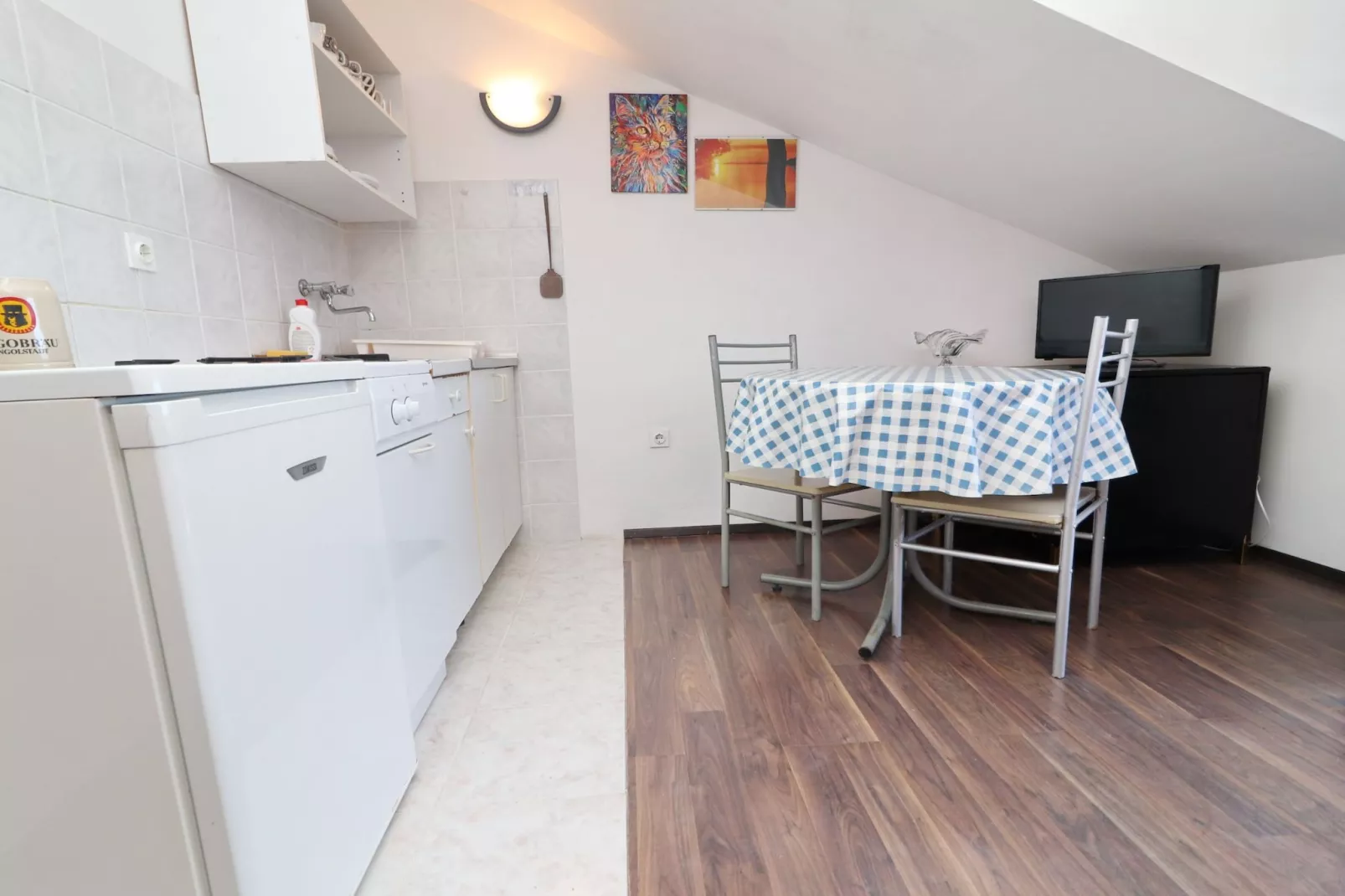Apartments Karbuni By The Sea - One Bedroom apartment with Terrace and Sea View (A4) U REDU-Keuken