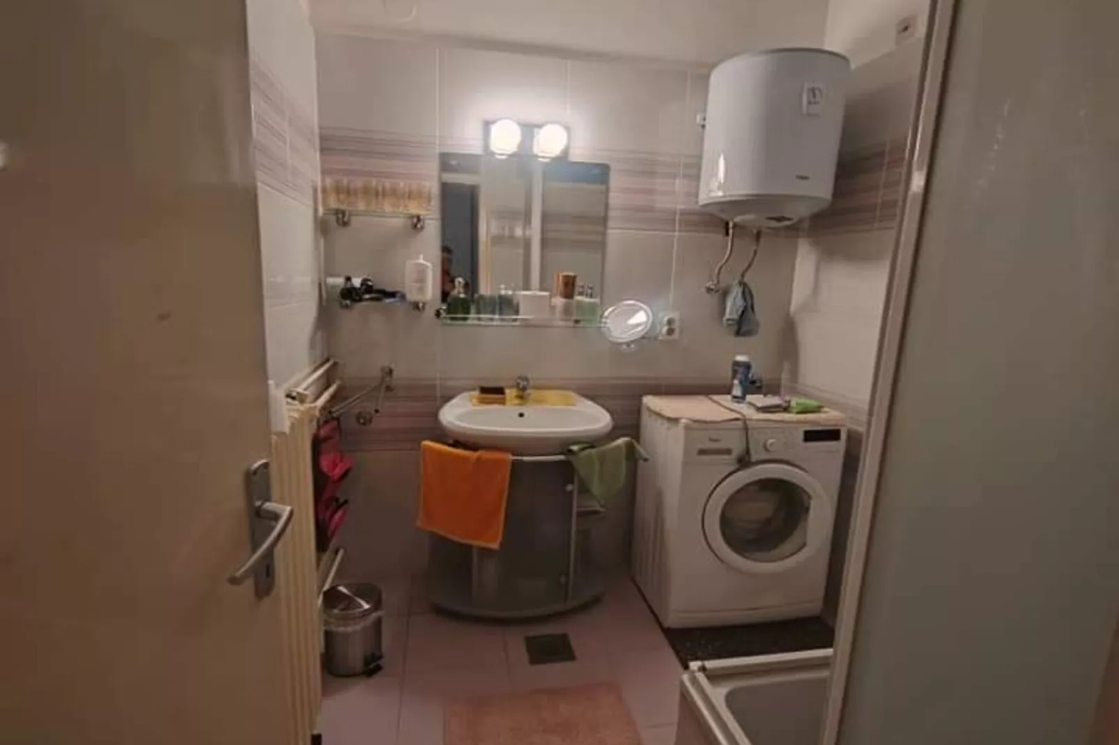 Apartment Korzo - Two Bedroom apartment-Badkamer