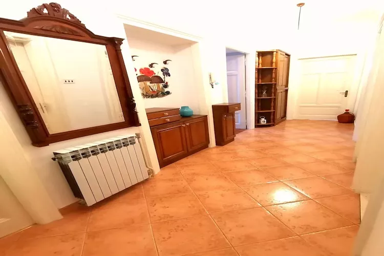 Secluded Lovran Apartment with Balcony and Patio- Two Bedroom Apartment-Slaapkamer