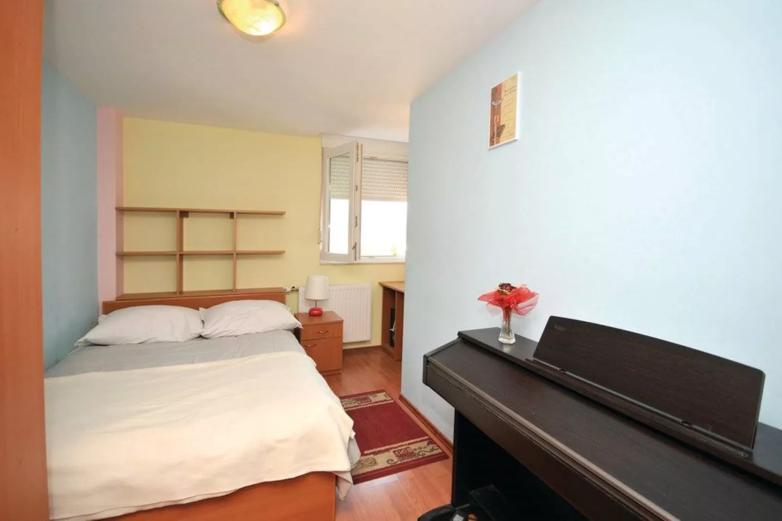 Chic and Stylish Kastel Novi Apartment with Pool - Five Bedroom Apartment With Pool-Slaapkamer