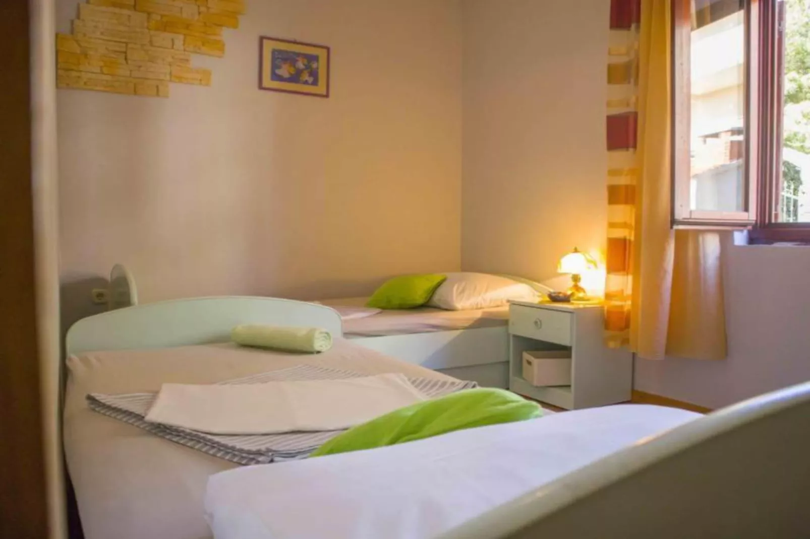 Apartments Jukica - Three Bedroom Apartment With Sea View-Slaapkamer