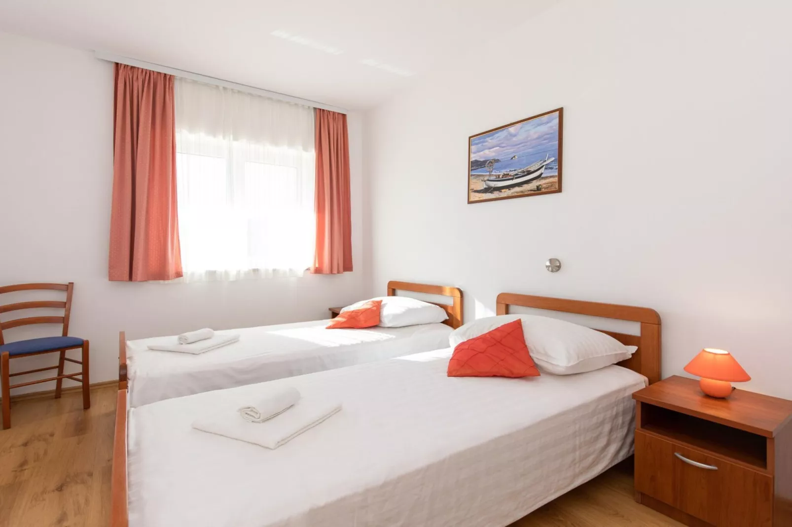 Scenic Elegant Apartments Krk with Balcony and Pool - Two Bedroom Apartment with Balcony and Pool (owner 1)-Slaapkamer