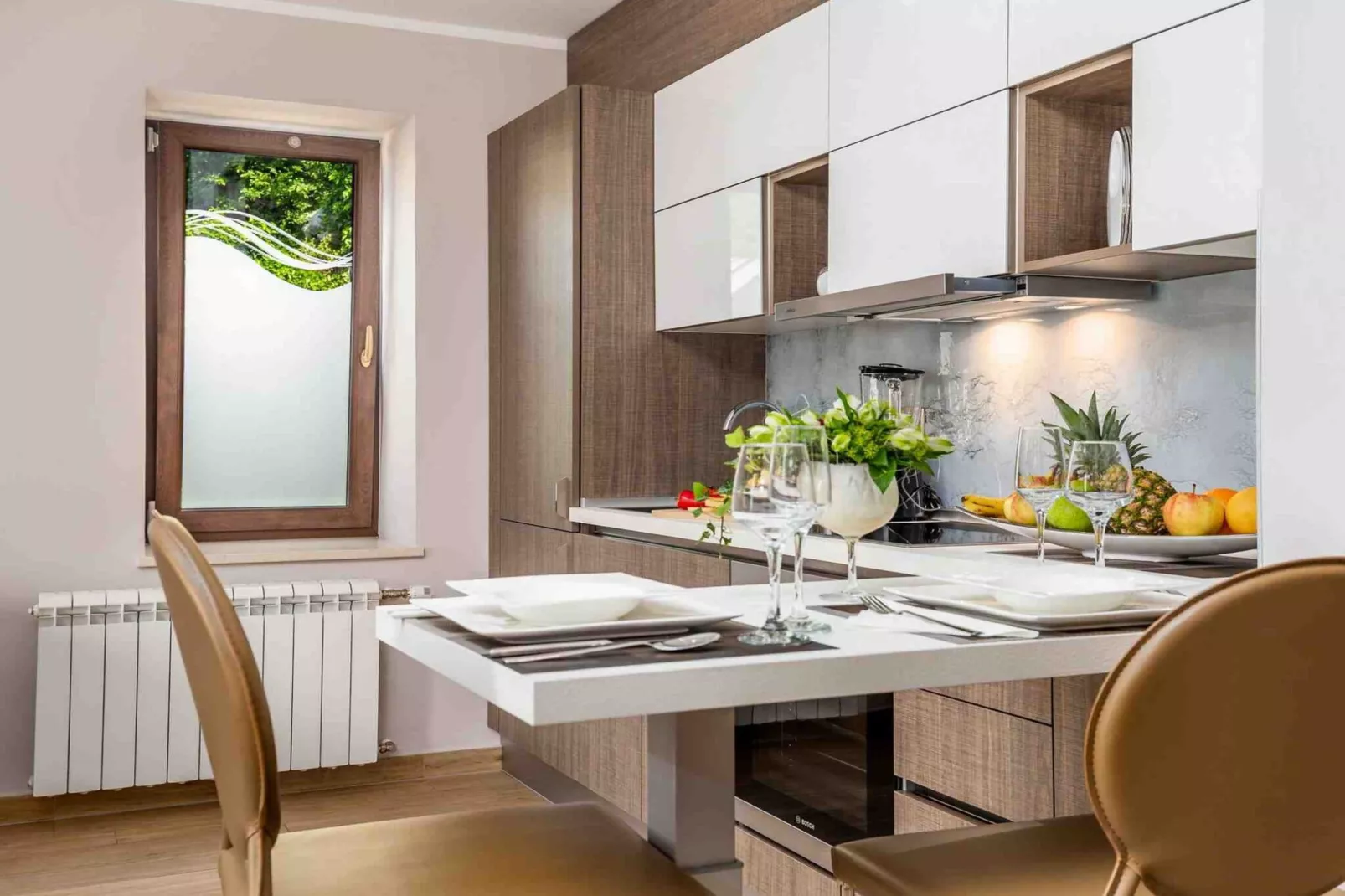 Modern Comfort with Shared Pool, Balconies & Lush Green Surroundings - One Bedroom Apartment (Romantic)-Keuken