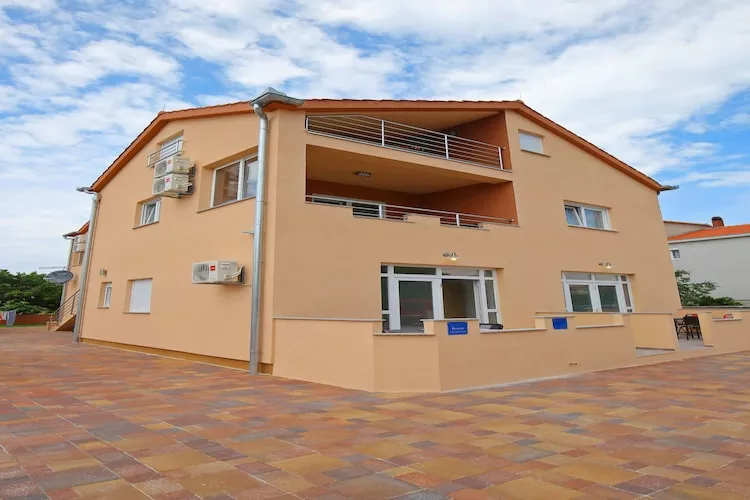 Apartments Kapetan -  Standard Studio Apartment with Terrace-Niet-getagd