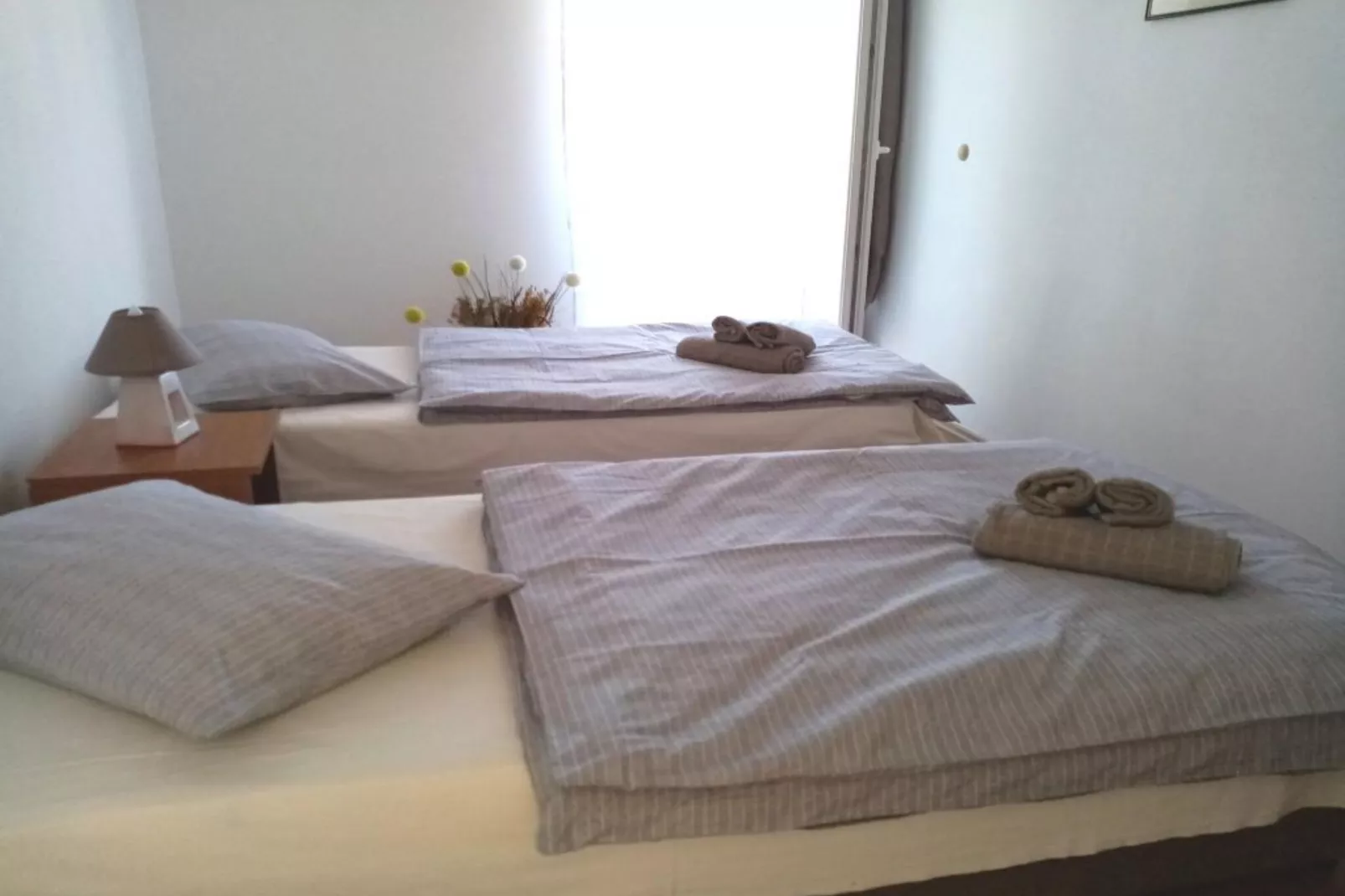 Apartments Silva - Two Bedroom Apartment with Balcony and Sea View-Slaapkamer