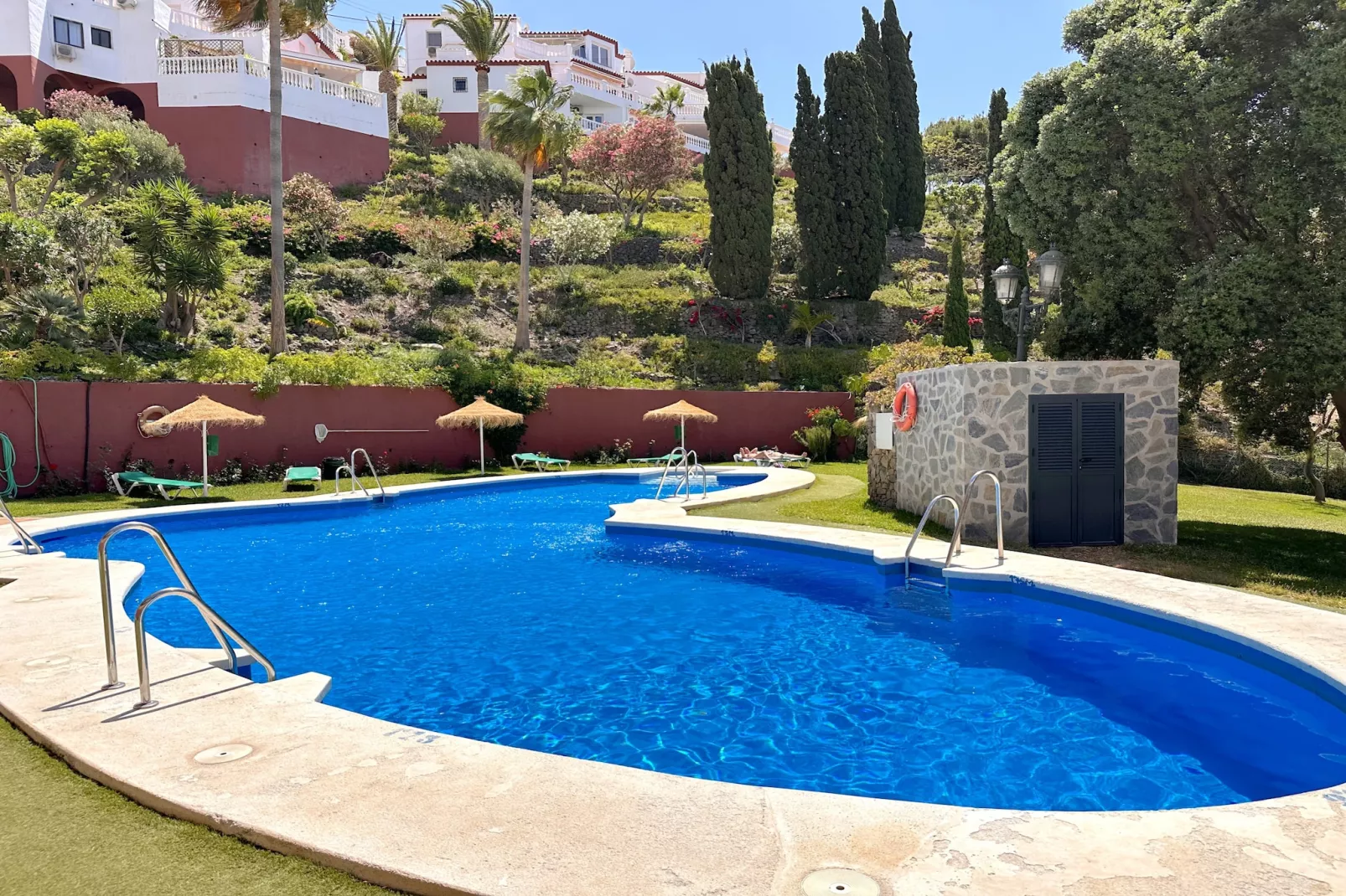 Ladera del Mar 32 by Casasol-Zwembad