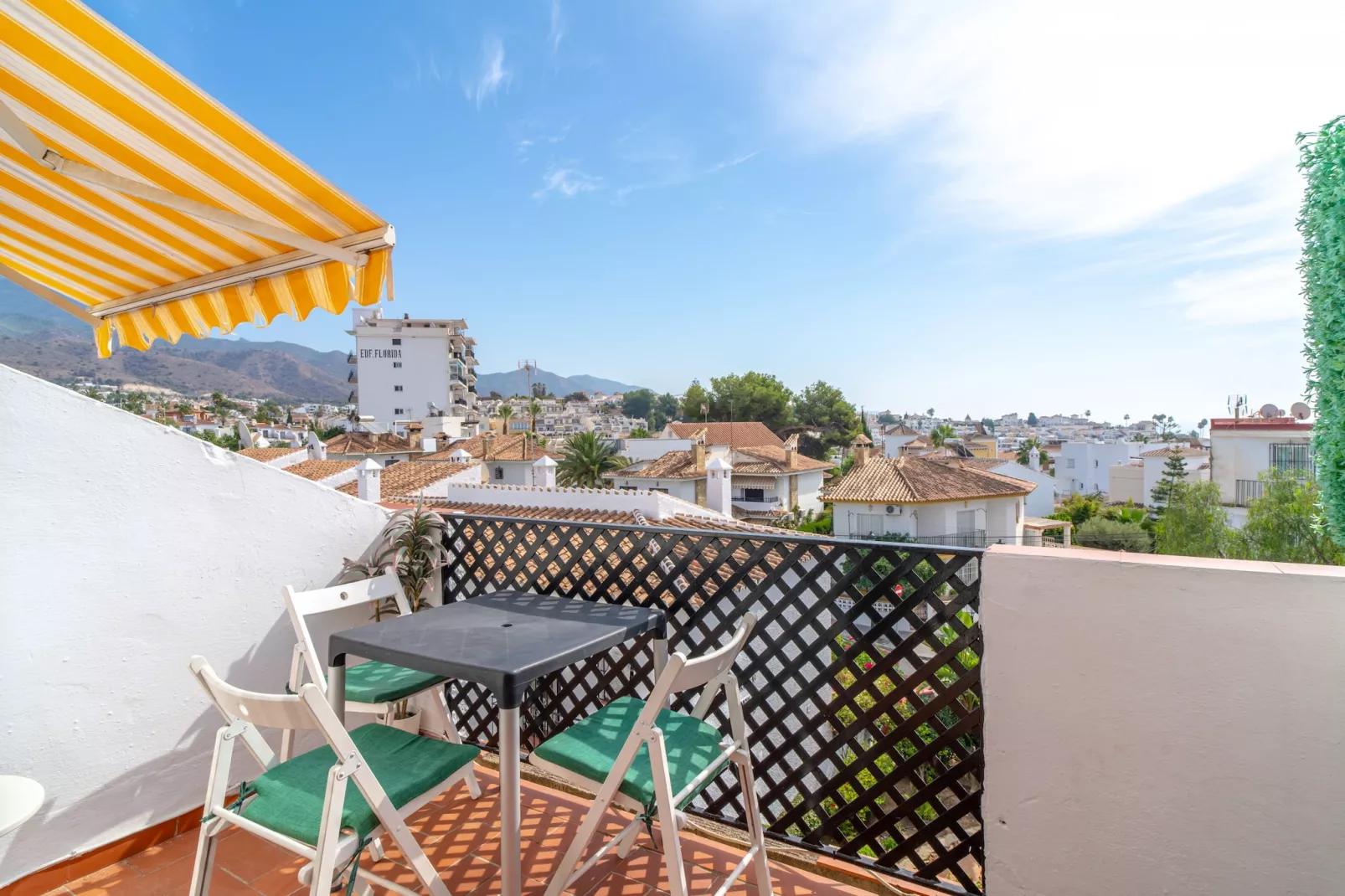 Verano Azul 54 by Casasol-Terras