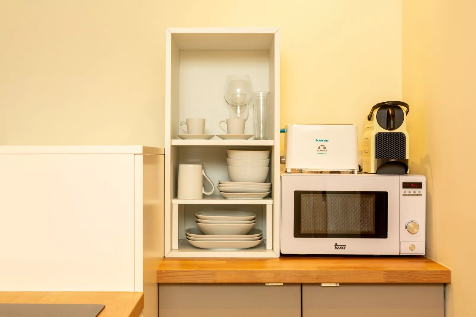 Feel Porto Codeçal Studio 1.1-Keuken