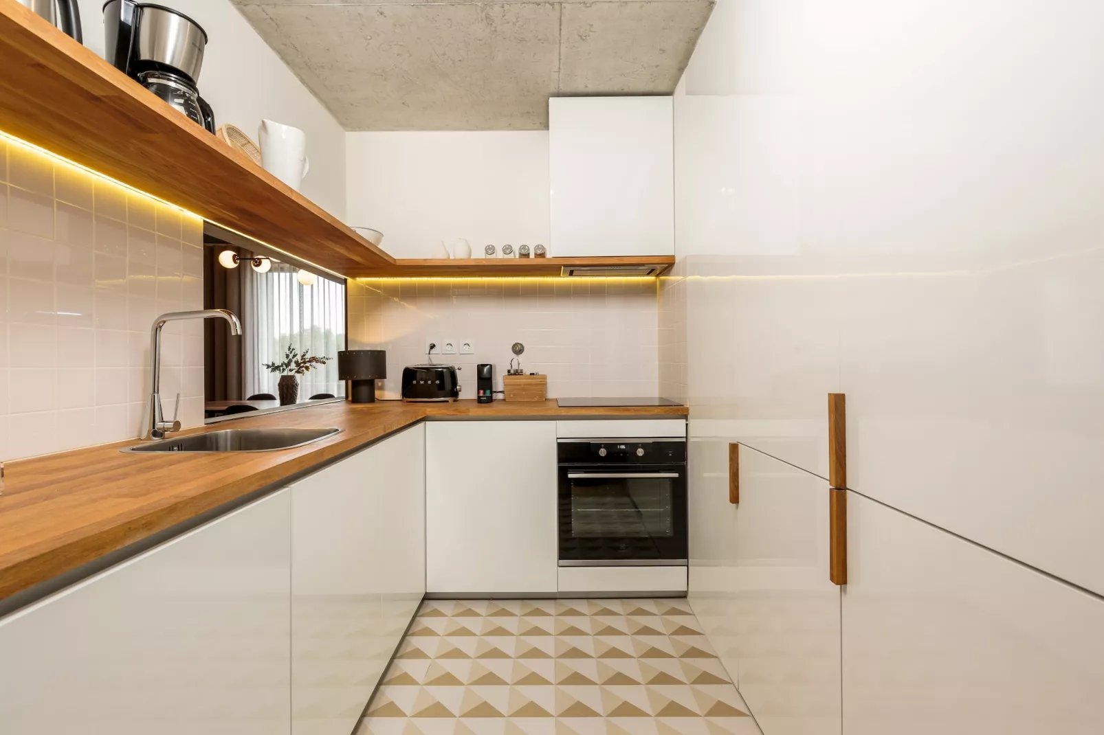 Feel Corporate Housing Campanhã 05-Keuken