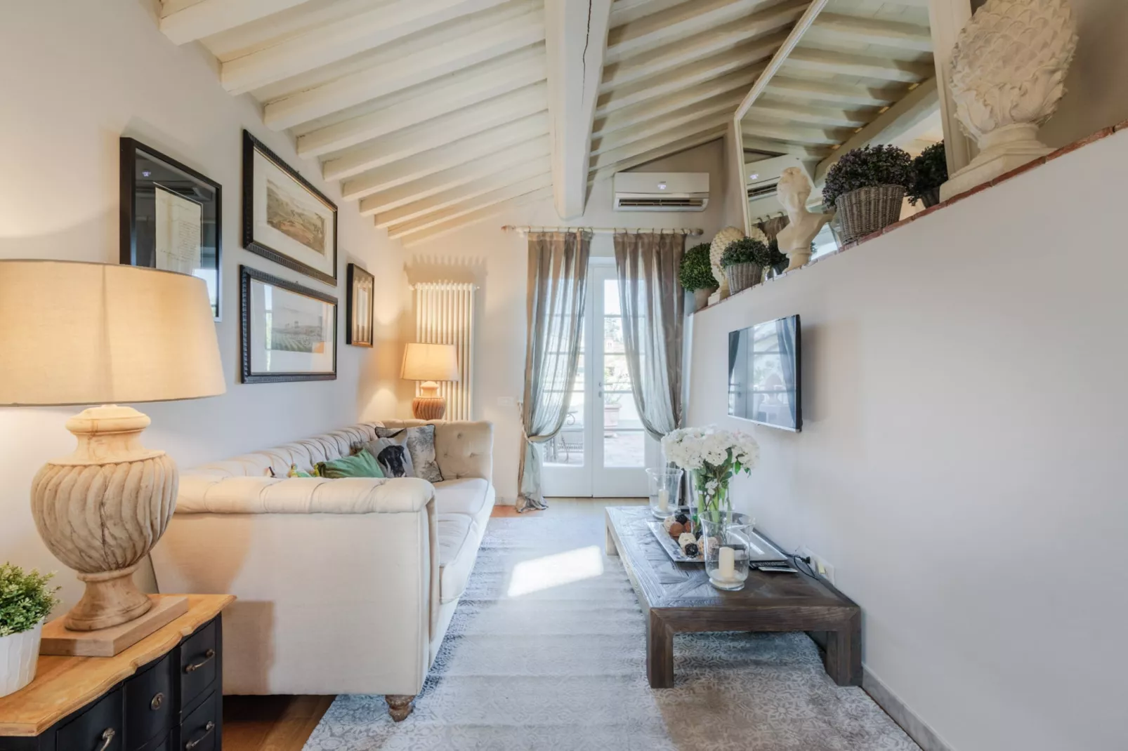 Casa Laura, a Terrace above Lucca-Niet-getagd