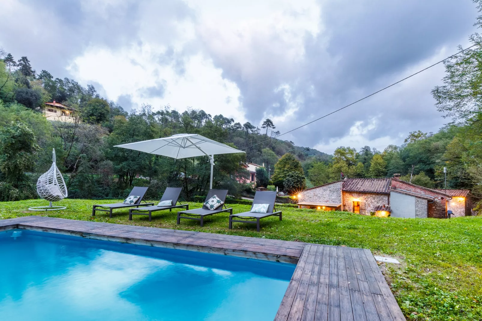 Tuscan Mill Farmhouse-Niet-getagd