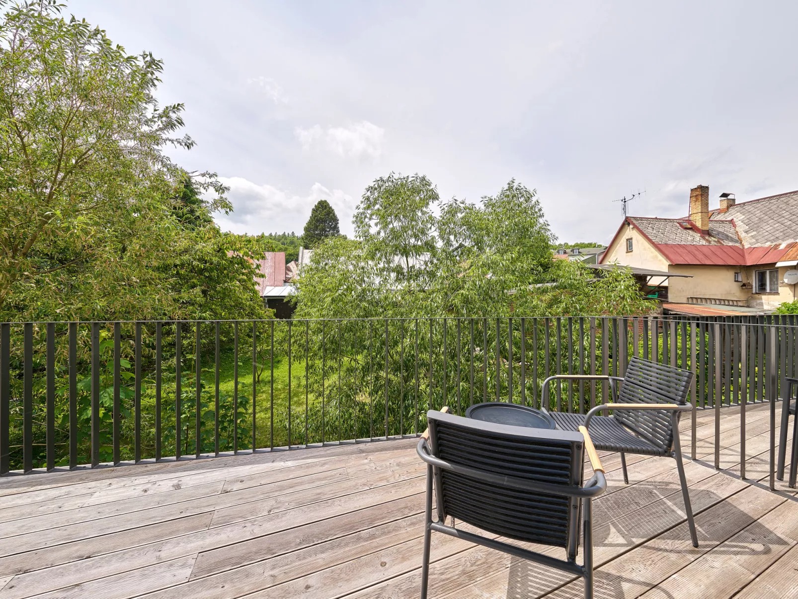 Luxury Mountain Home with large terrace-Buiten