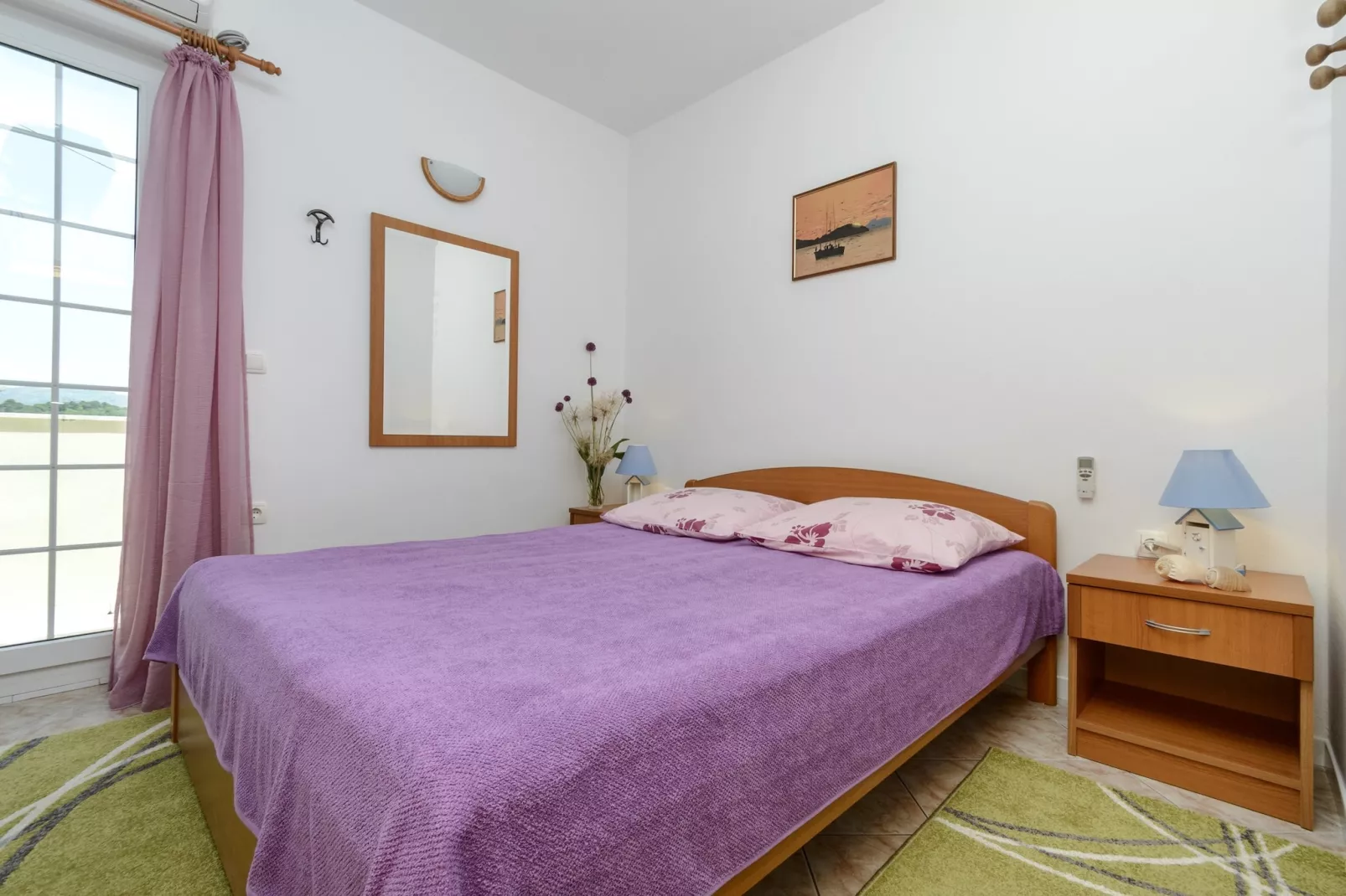 Oreb Dream Apartments - Two Bedroom Apartment with Terrace and Sea View (Apartment 4)-Slaapkamer