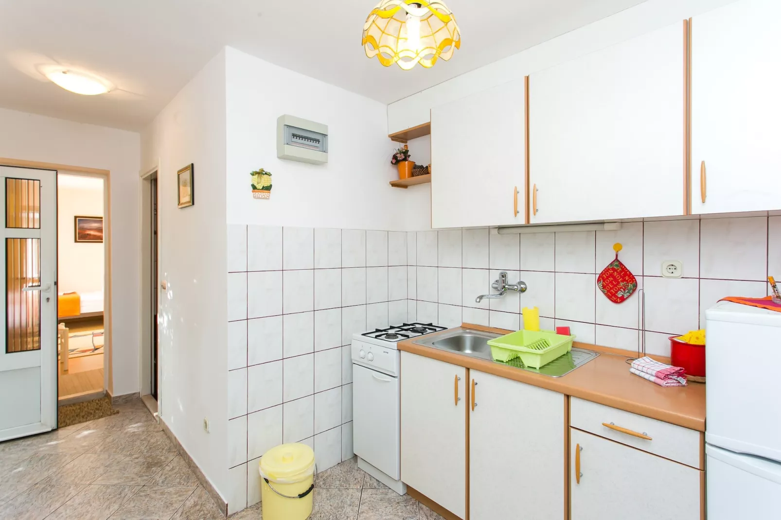 Apartments Anelić- One Bedroom Apartment with Terrace and Sea View A3-Keuken