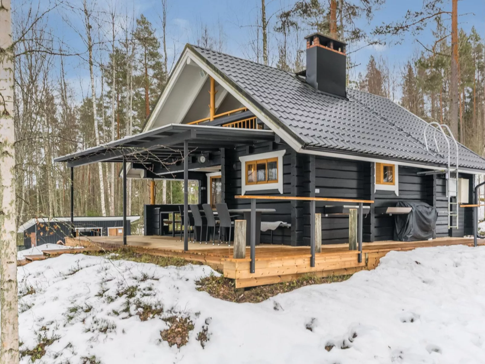 Villa Tintinmaja-Binnen