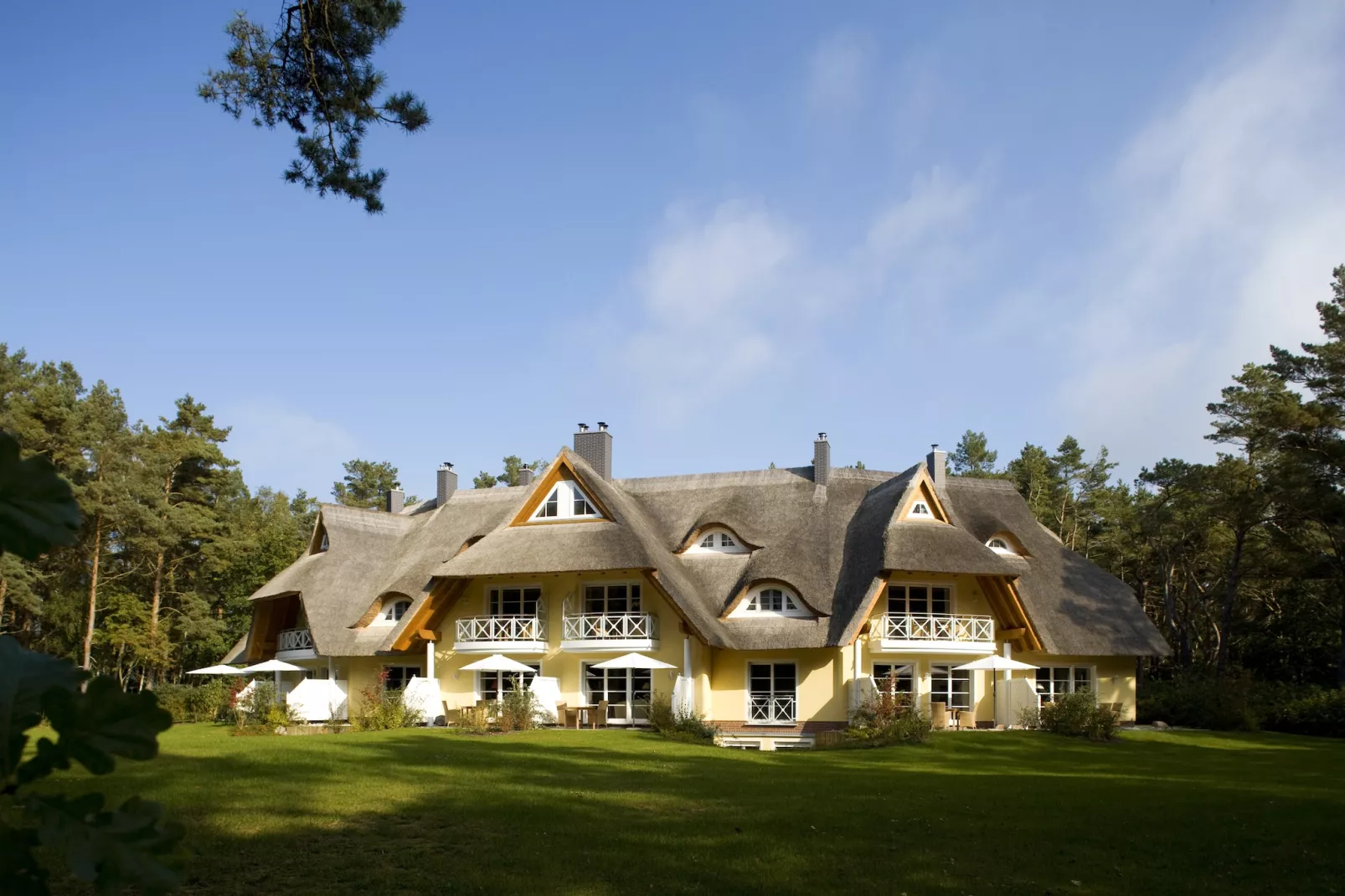 Familienhaus - Haus Sonne - Strandhotel Fischland-Buitenkant zomer