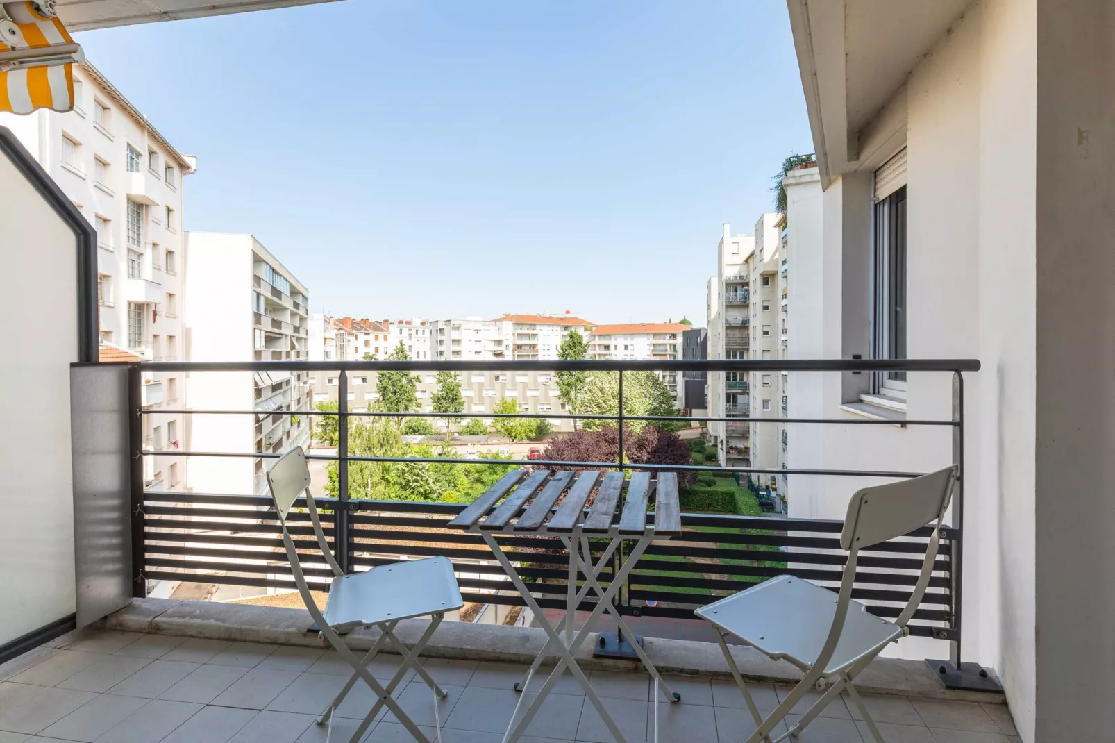 FJ-3-LEVY-Terrasbalkon