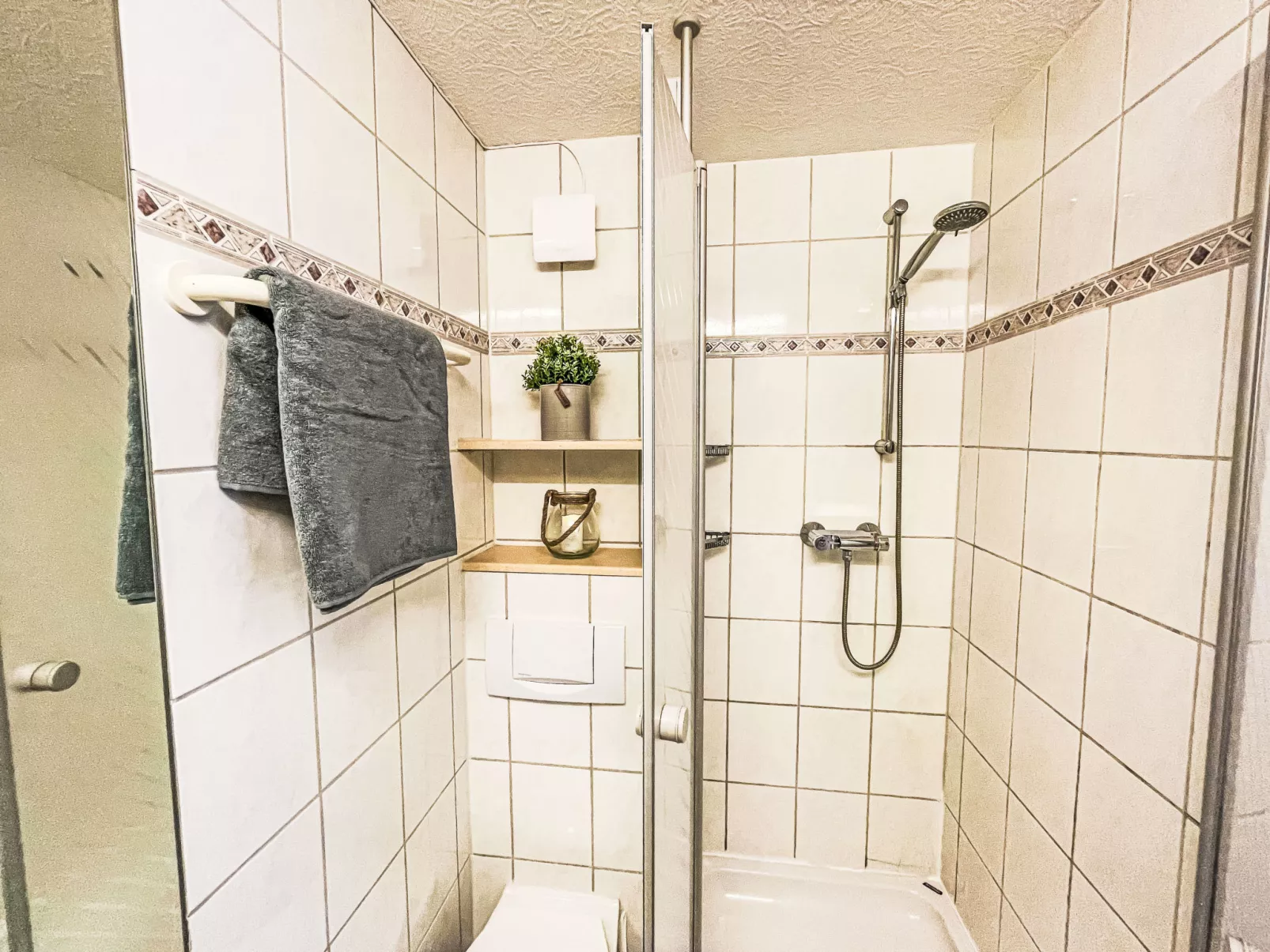 Urlaubsspaß inkl. Schwimmbad und Sauna-Binnen
