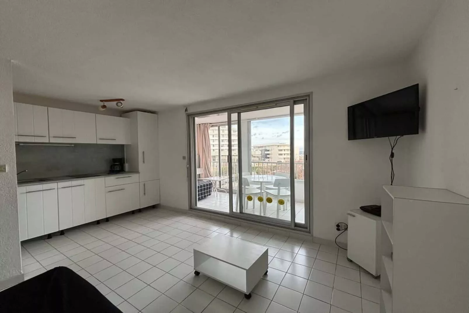 88 Appartement Valra-Keuken