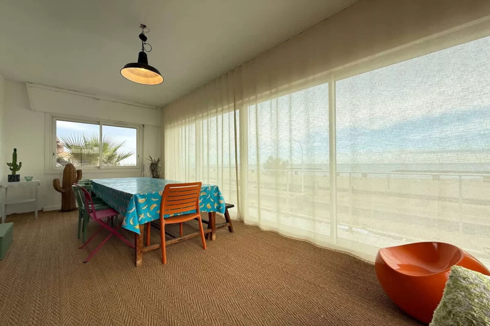 86 Bel appart 120m2-Eetkamer
