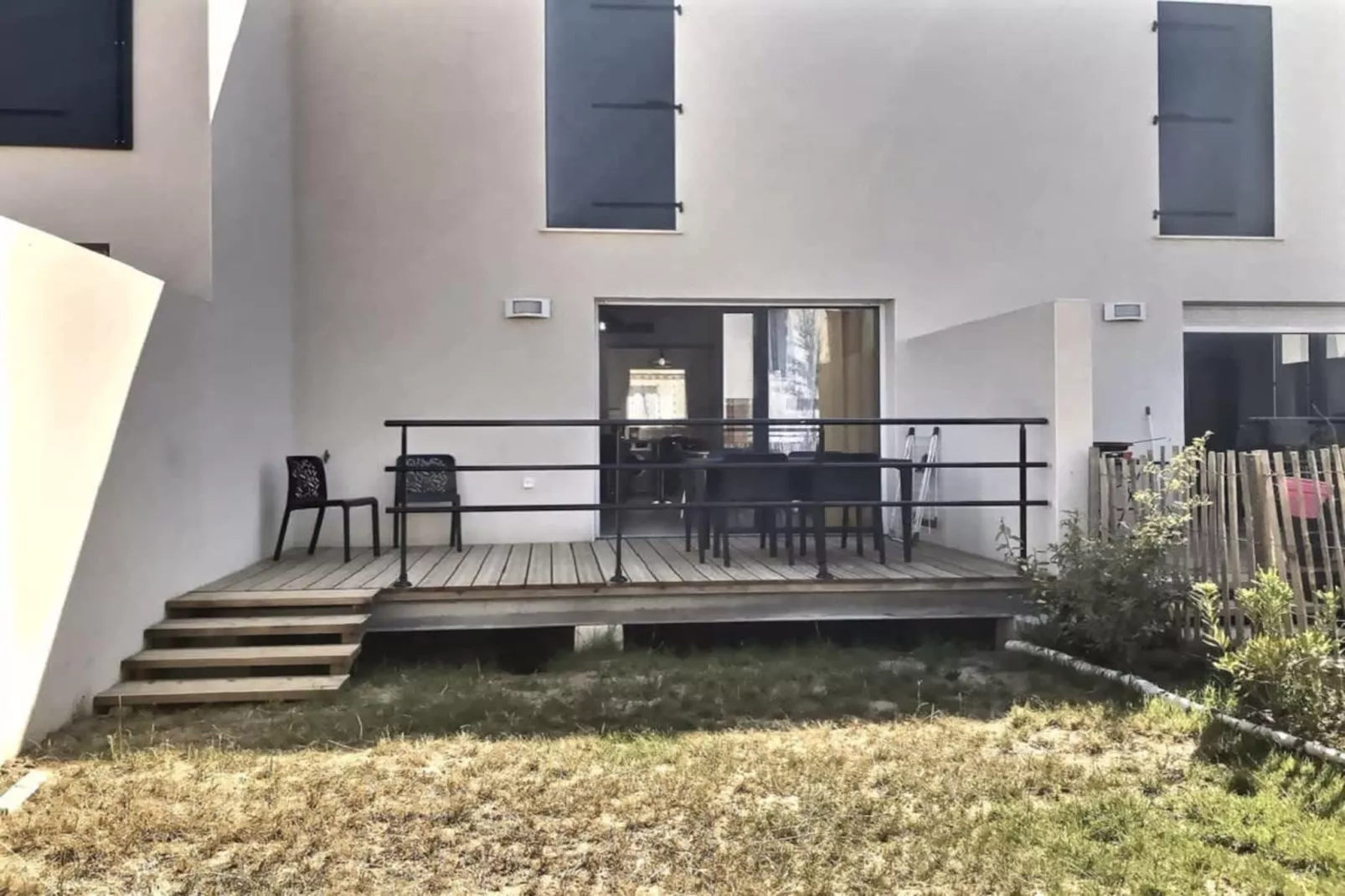 184 REYNES-Terrasbalkon