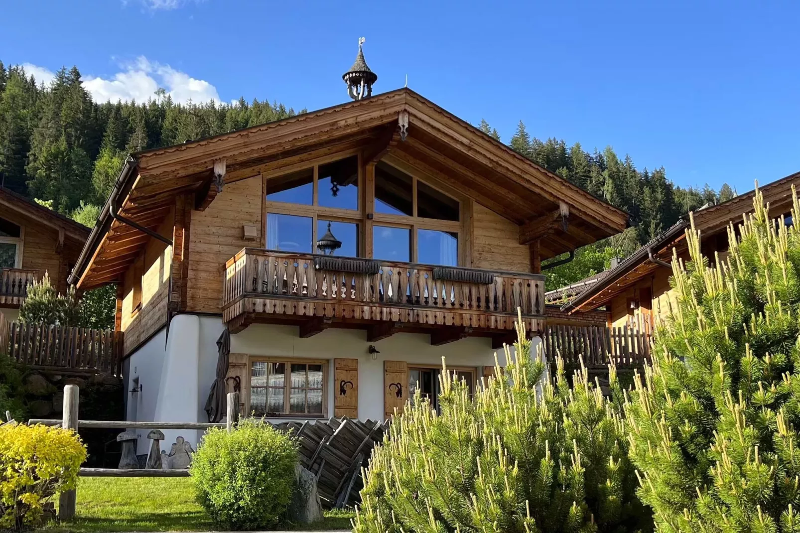 AlpenPura - Chalet Steinbock-Terrasbalkon