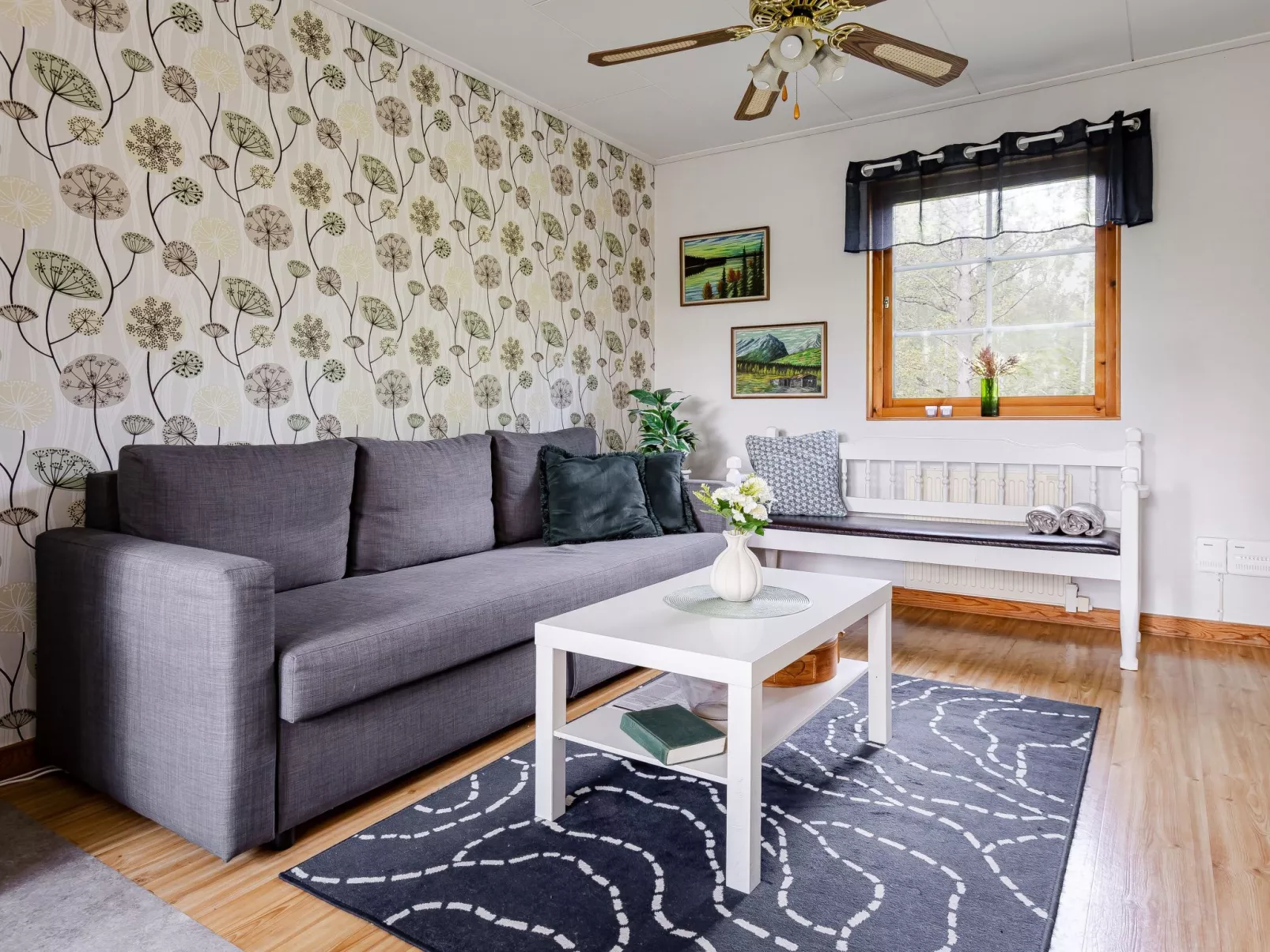 Rödmossa Femton-Binnen