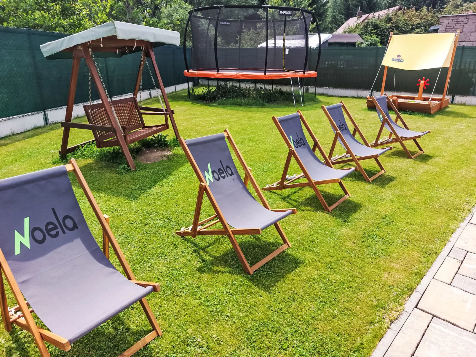 Pool & Wellness Estate-Buiten