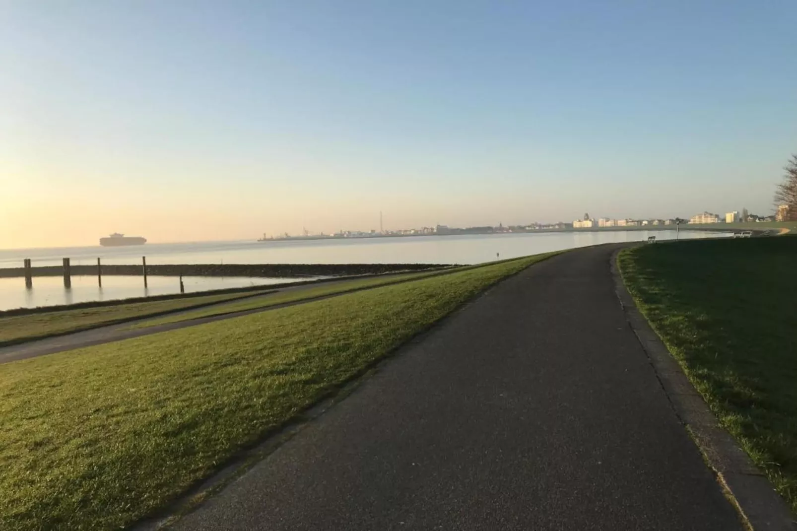 Neue Ferienwohnung in Cuxhaven-Gebieden zomer 20km