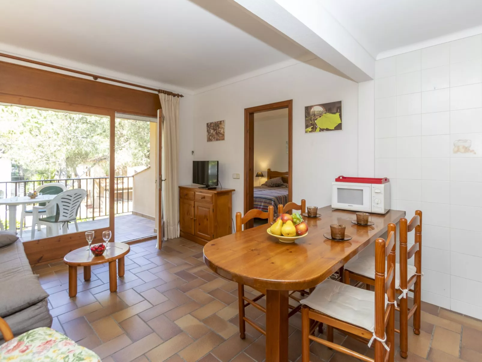 "Melis II M7 Playa de Pals"-Binnen