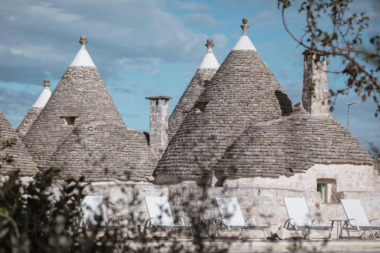 Trulli Petralux in Valle d'Itria-Image-tags.