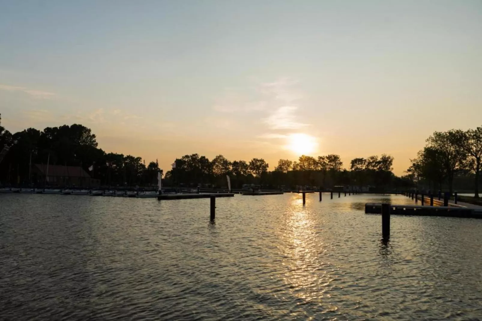 Houseboat - Paviljoenwei 4  Sneek Offingawier 'Boatique Sneek'-Gebieden zomer 5km