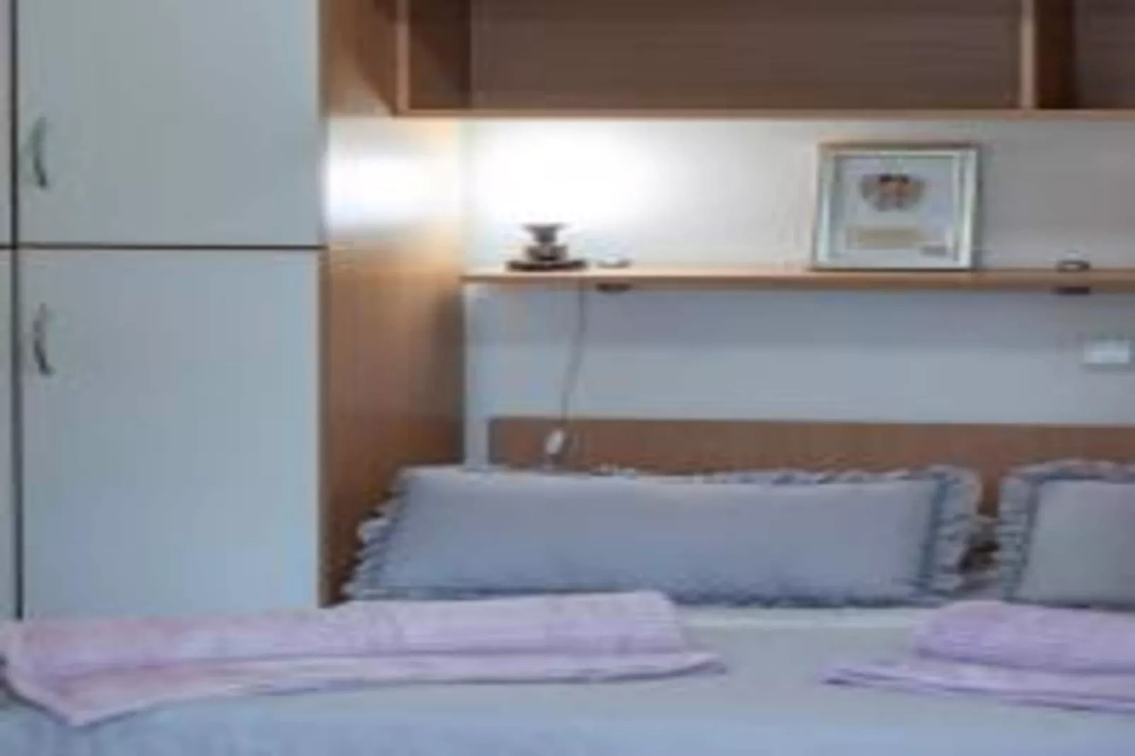 Green Terrace Apartment I - Studio Apartment with Terrace-Slaapkamer