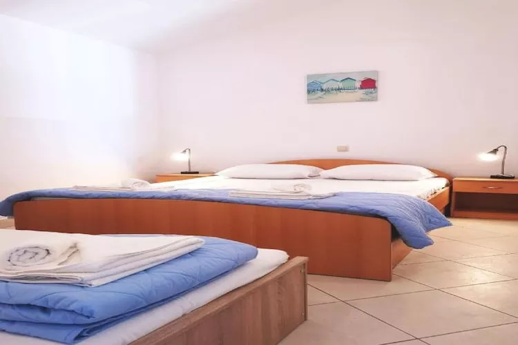 Lumbarda Resort Apartments - Superior Two-Bedroom Apartment with Sea View (SUPERIOR 2B2B ) A7-Slaapkamer