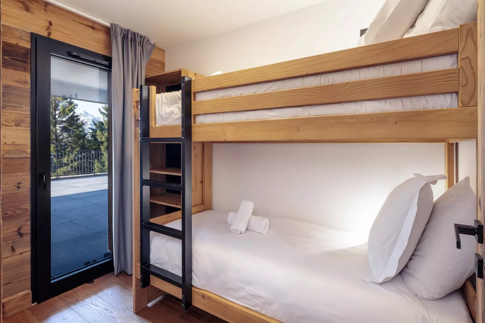 Apartment No 2 3 rooms  2 cabins-Slaapkamer