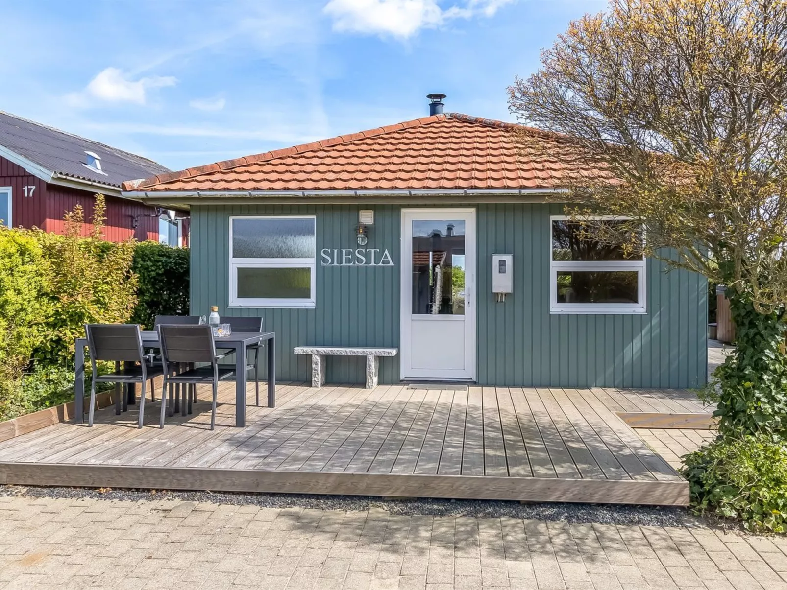"Egonie" - 100m from the sea-Buiten
