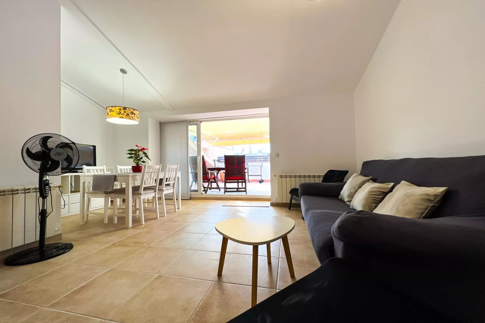 Vivalidays Montserrat - Blanes-Woonkamer