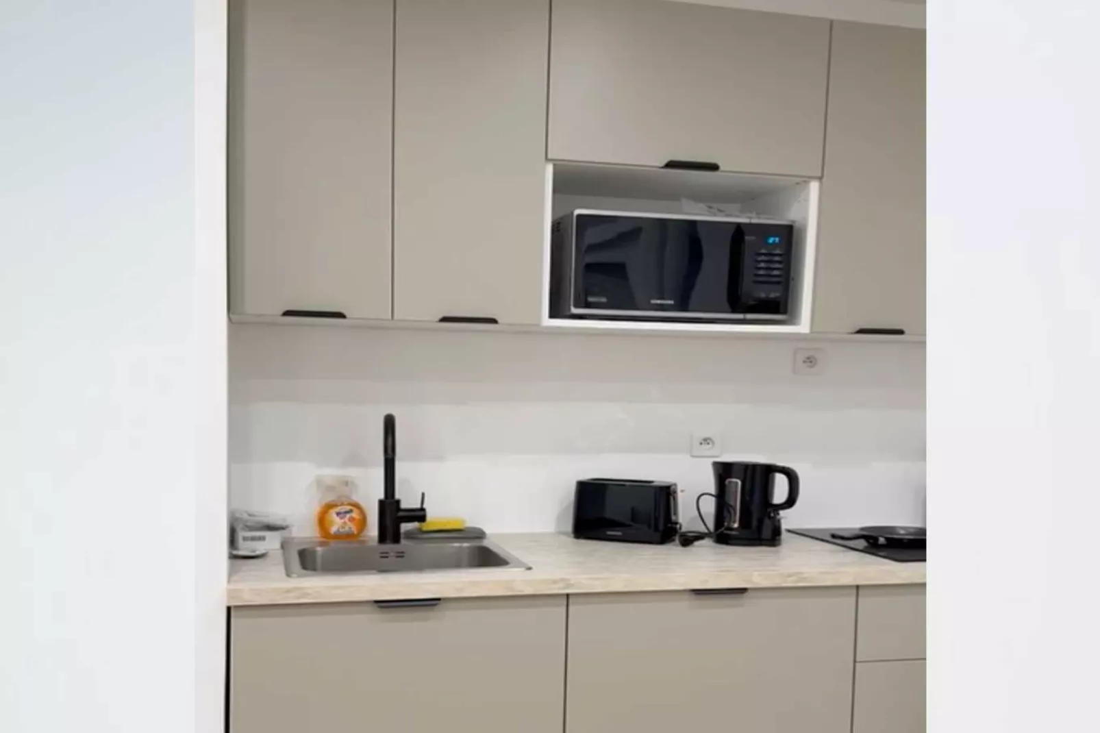 YB-50-TILLEULS-RDC-D-Niet-getagd