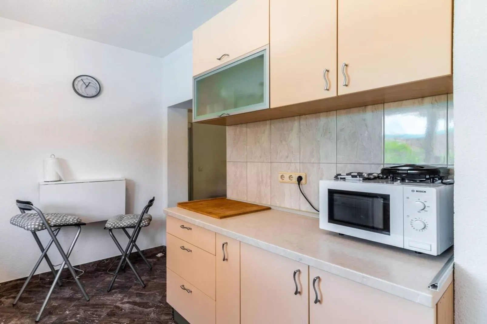 Holiday Home Sunny Side - Six Bedroom Holiday Home-Keuken