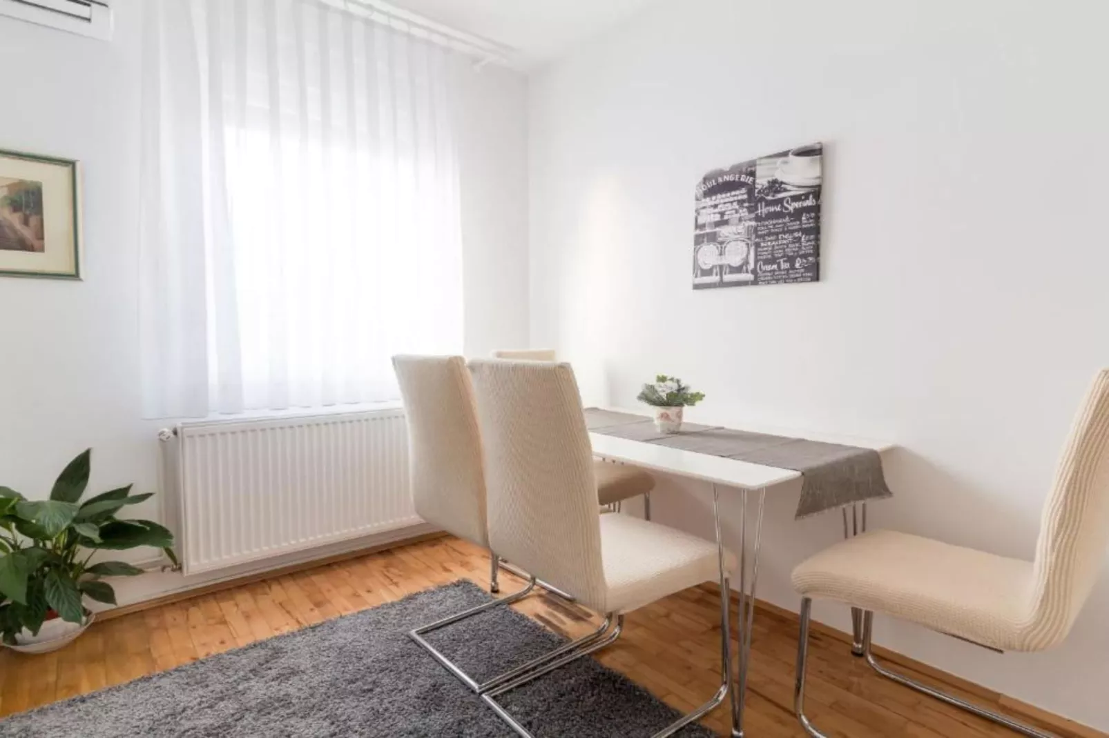 Apartments Lavanda Idila - Studio apartment   (Studio  with Garden View on BDC) -(1)-Eetkamer