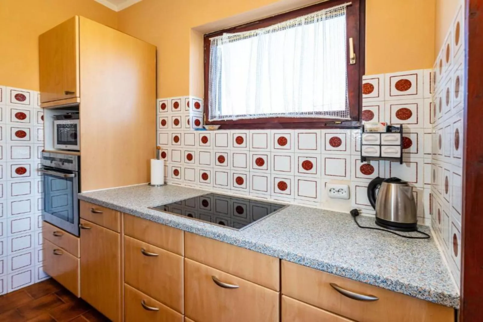 Apartment Serđa - Two Bedroom Apartment with Terrace-Keuken