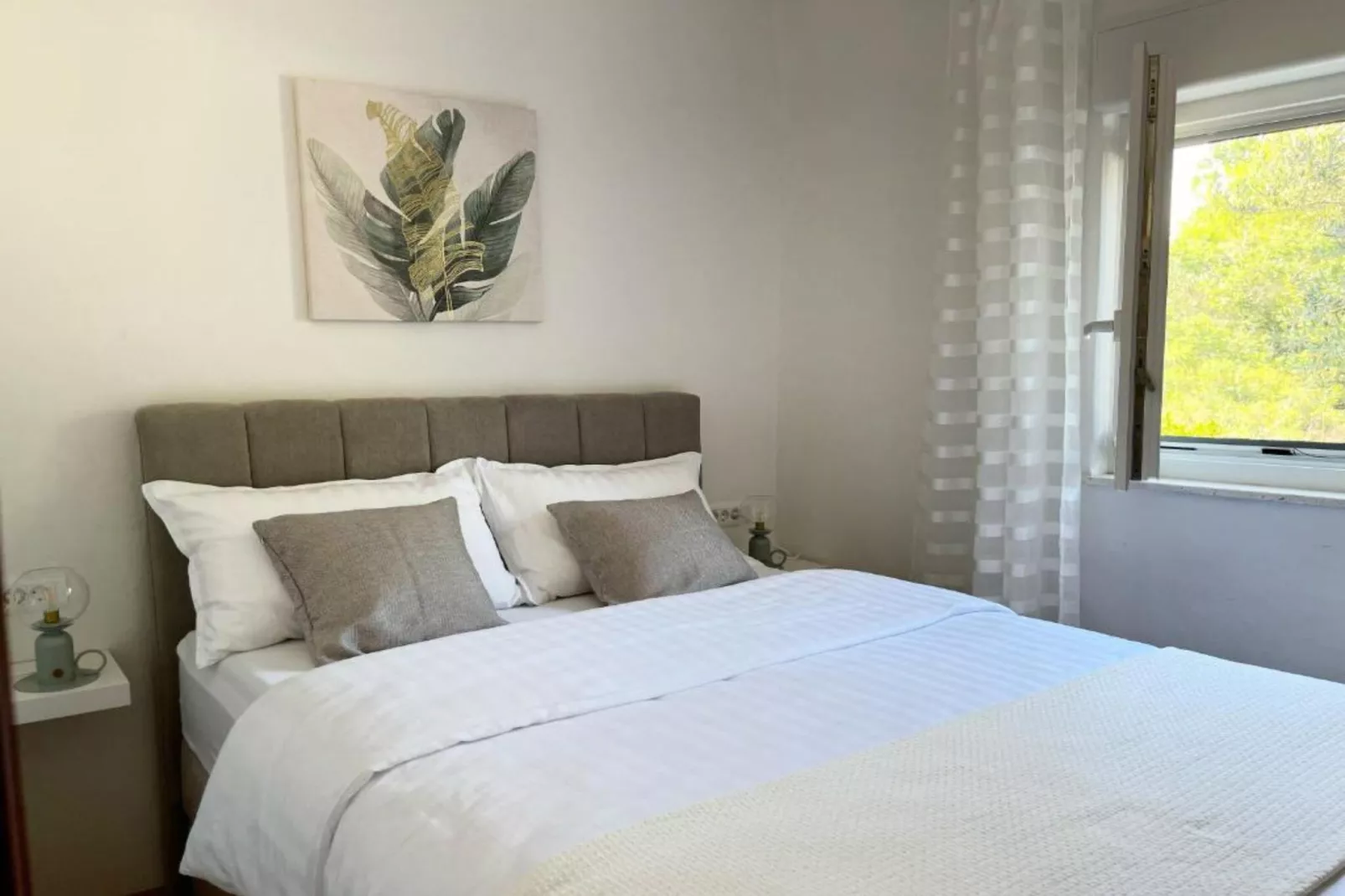 Apartments Fortuna - Studio Apartment with Balcony-Slaapkamer