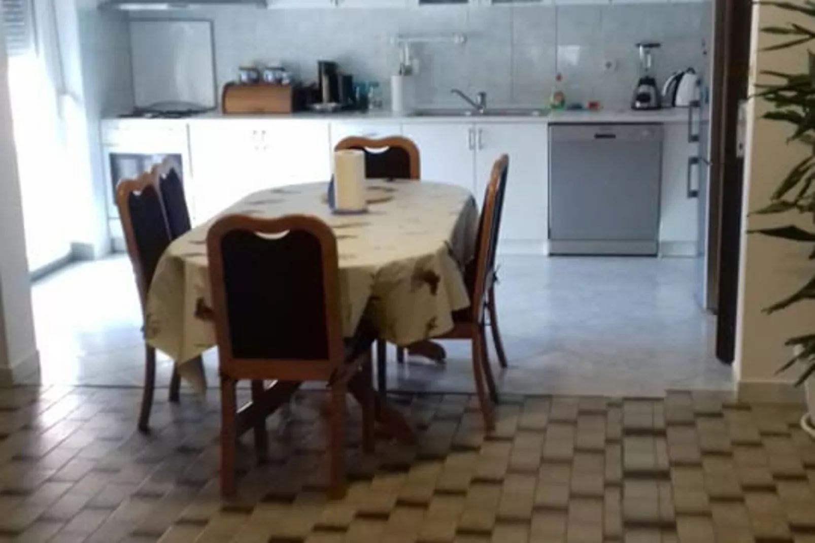 Apartments Rubbi - Three Bedroom Apartment with Terrace-Eetkamer
