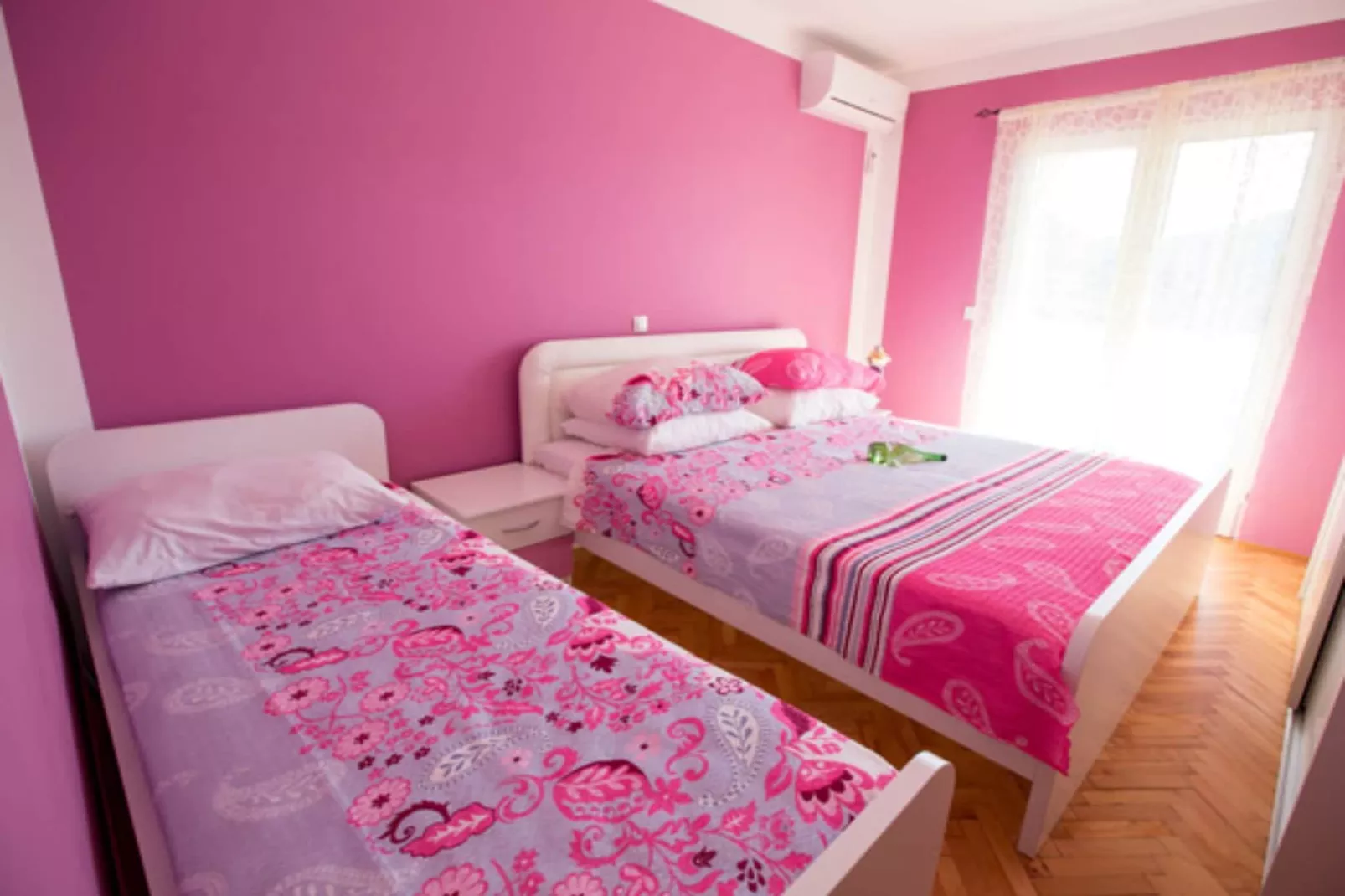 Apartments Zora - Comfort One Bedrom Apartment with Balcony A3-Slaapkamer