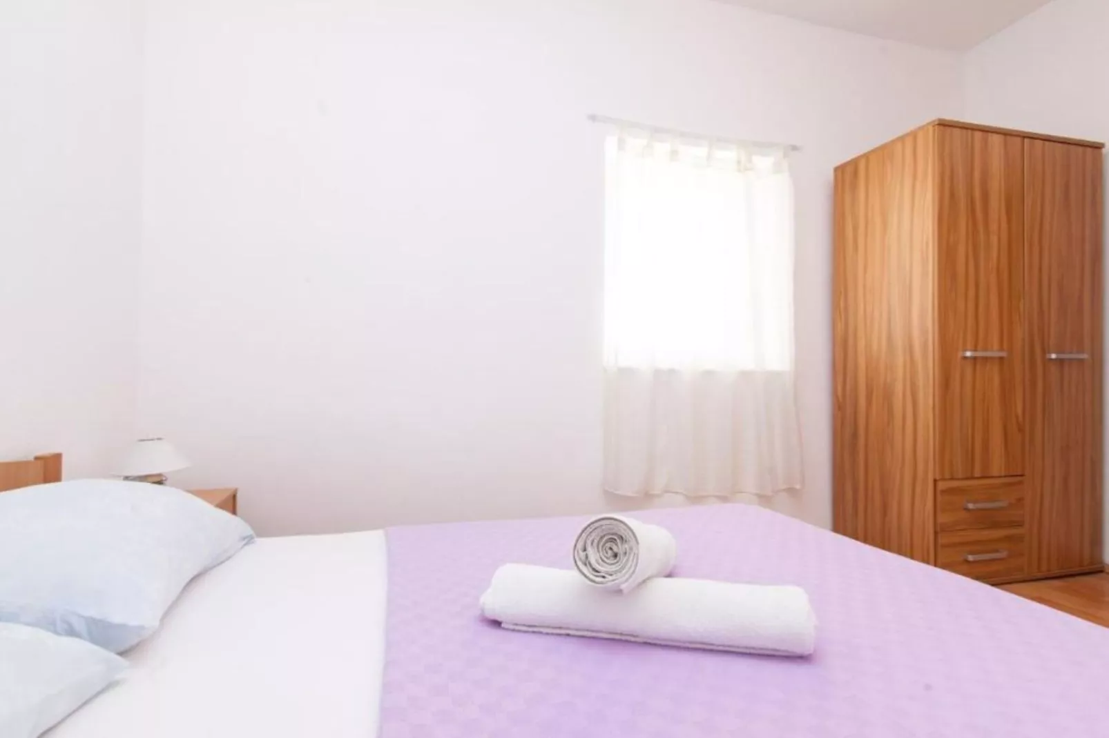 Holiday Home Miriam - Four Bedroom Holiday Home with Terrace-Slaapkamer