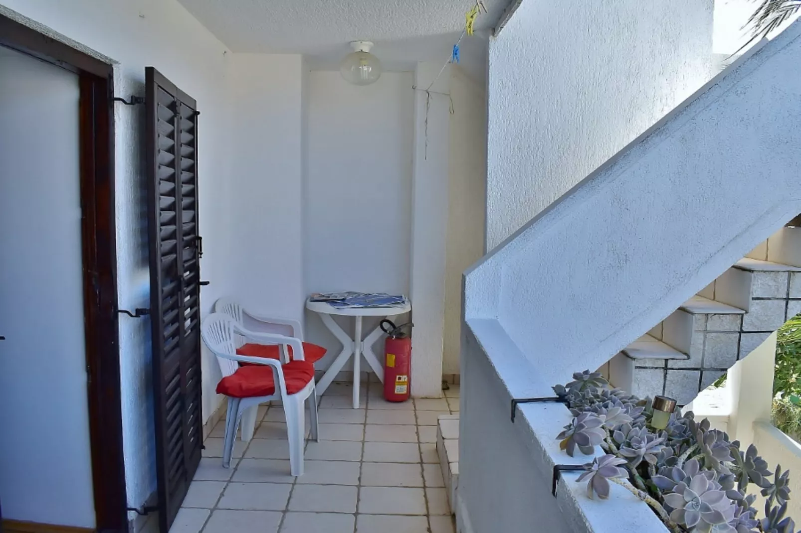 Apartments Jug - Comfort Studio  Apartment with Balcony and Sea View-Terrasbalkon